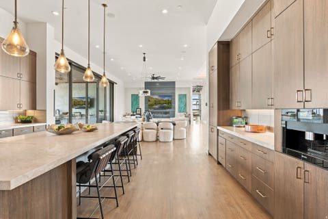 Tiny photo for 1315 N 6900 E, Huntsville, UT 84317 (MLS # 2178238)