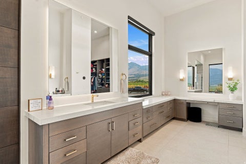 Tiny photo for 1315 N 6900 E, Huntsville, UT 84317 (MLS # 2178238)