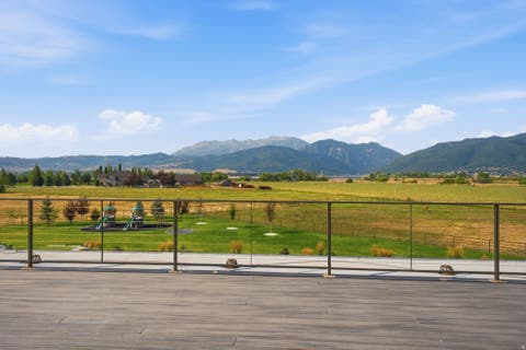 Tiny photo for 1315 N 6900 E, Huntsville, UT 84317 (MLS # 2178238)