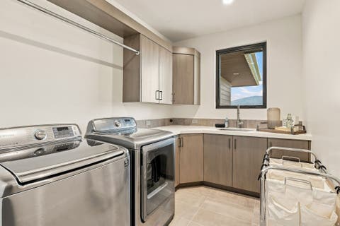 Tiny photo for 1315 N 6900 E, Huntsville, UT 84317 (MLS # 2178238)
