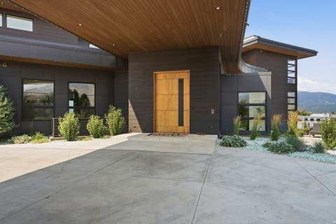 Tiny photo for 1315 N 6900 E, Huntsville, UT 84317 (MLS # 2178238)