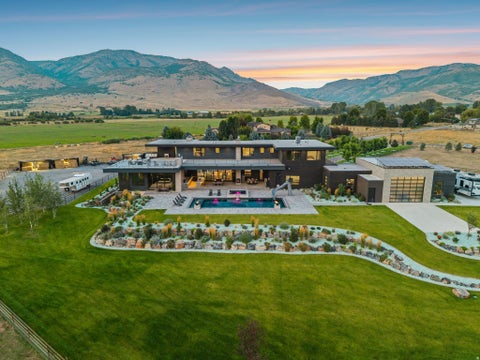 Tiny photo for 1315 N 6900 E, Huntsville, UT 84317 (MLS # 2178238)