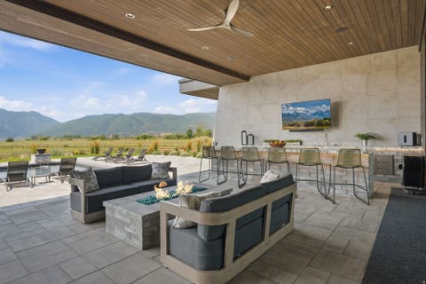 Tiny photo for 1315 N 6900 E, Huntsville, UT 84317 (MLS # 2178238)