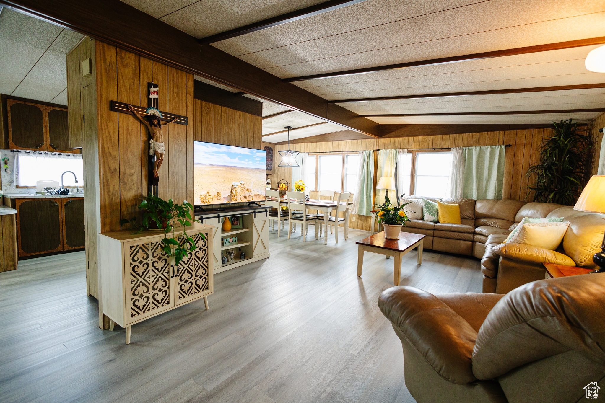 LAMPLIGHTER ESTATES - Residential