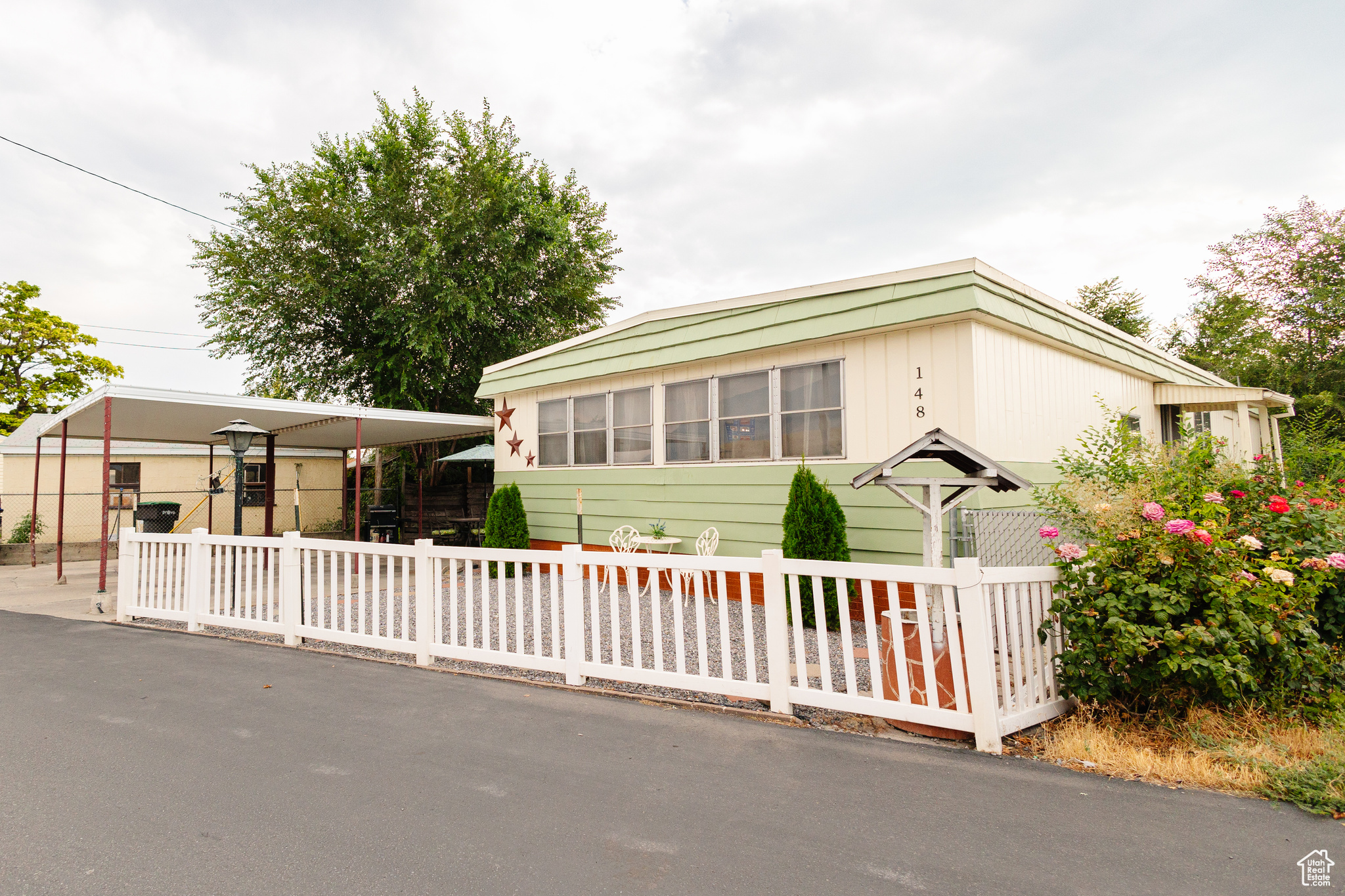 LAMPLIGHTER ESTATES - Residential