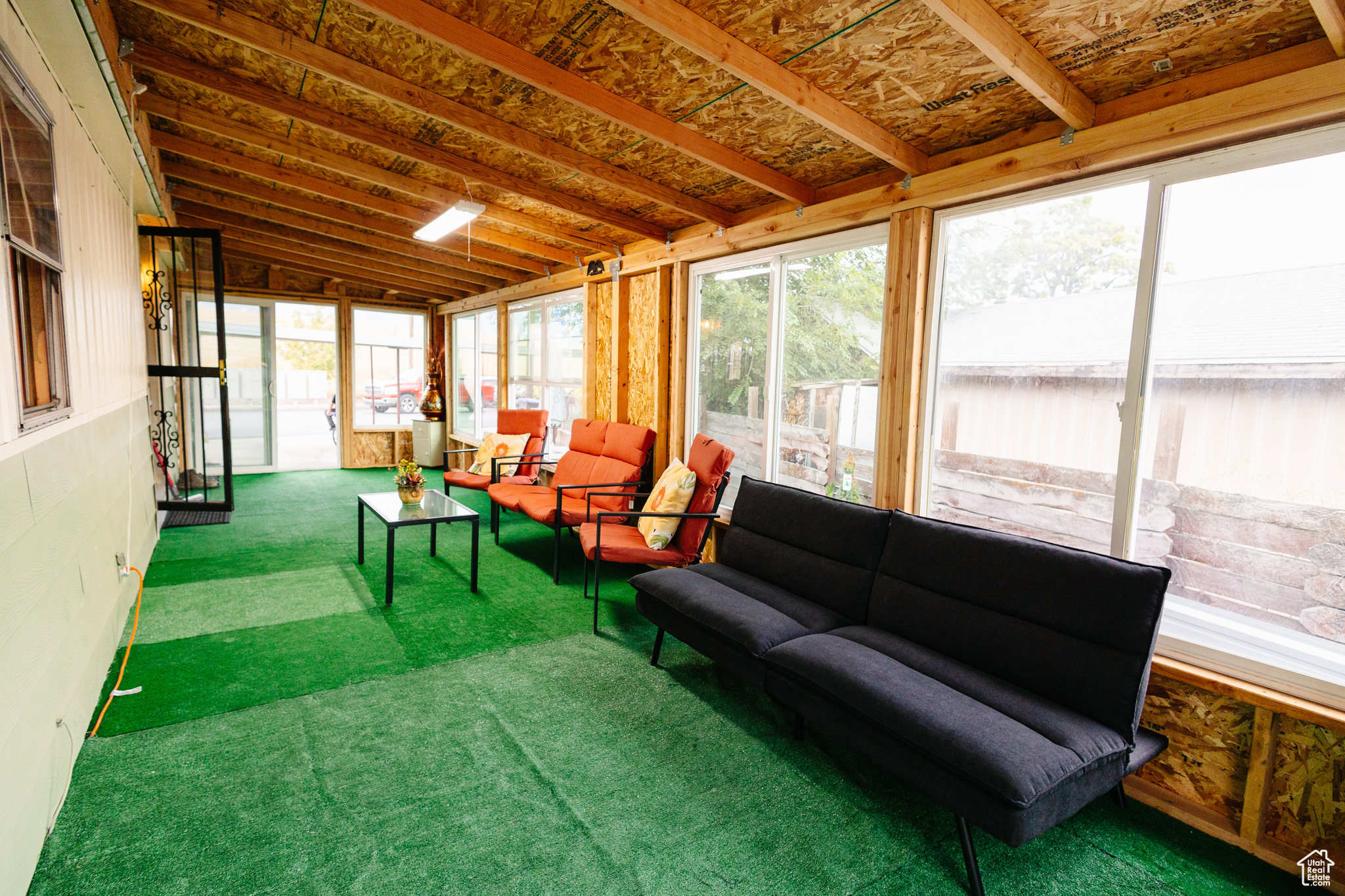LAMPLIGHTER ESTATES - Residential