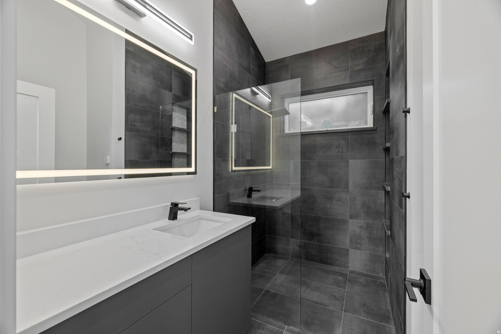 PINE MEADOWS - Residential