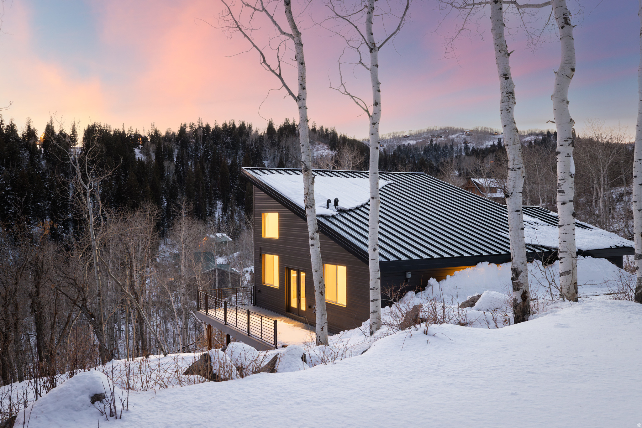 PINE MEADOWS - Residential