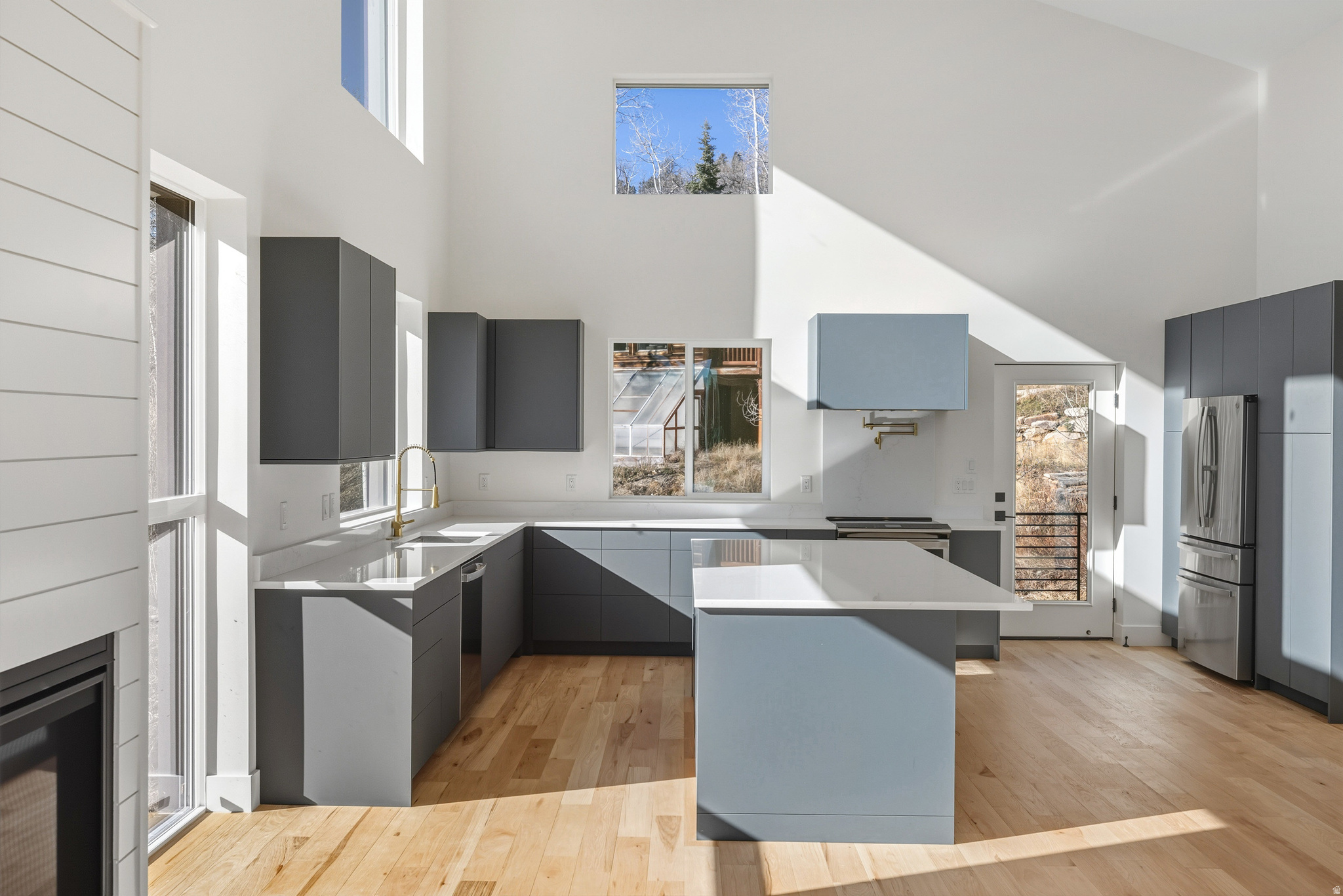 PINE MEADOWS - Residential