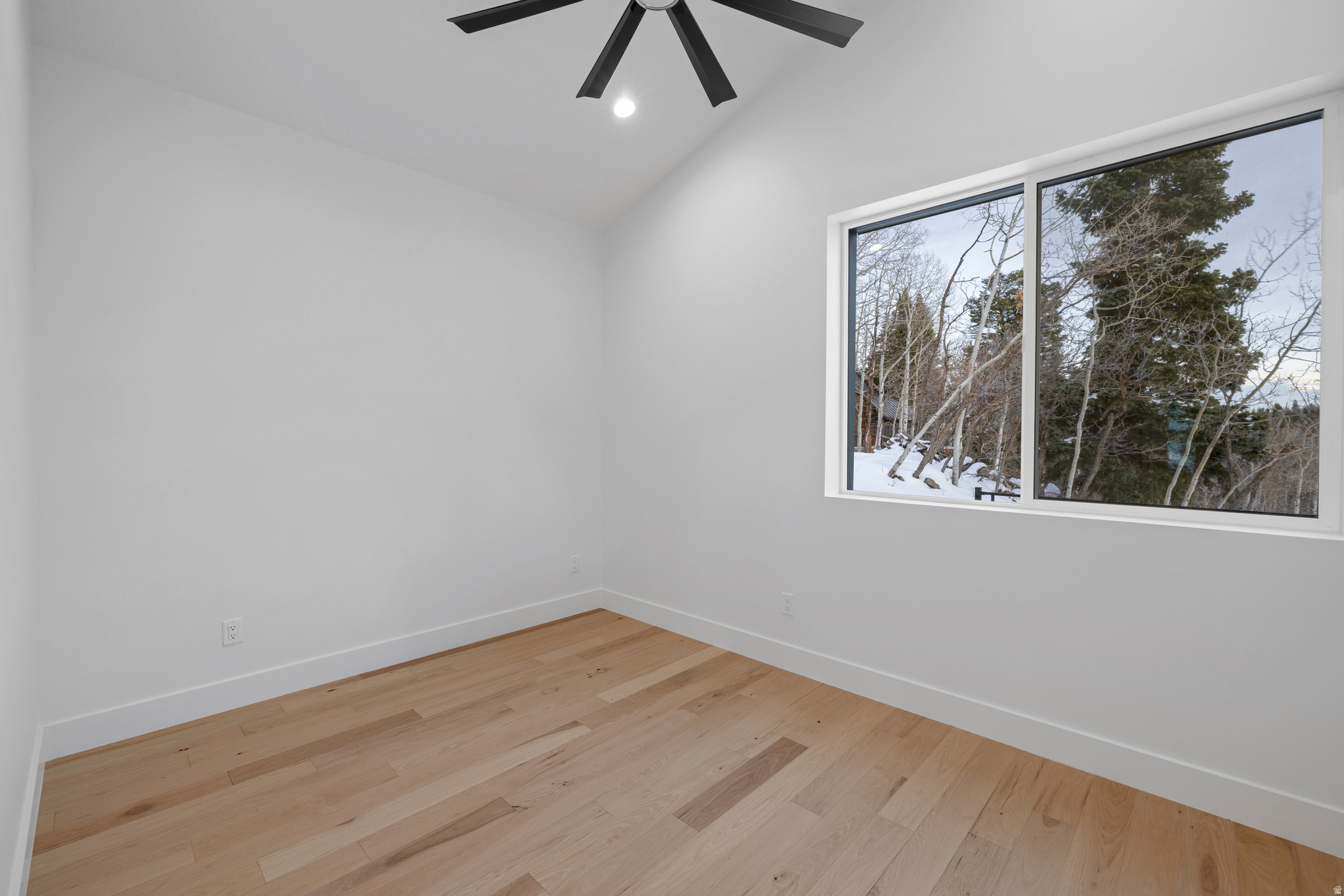 PINE MEADOWS - Residential