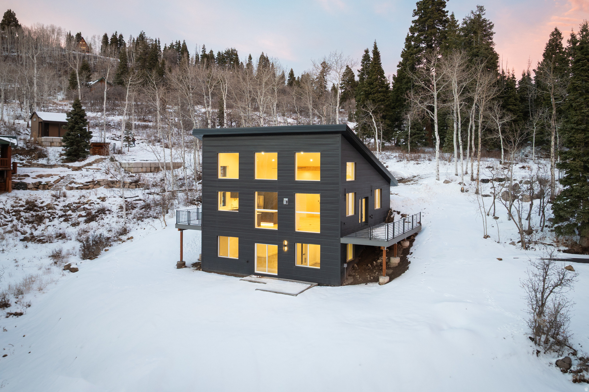 PINE MEADOWS - Residential