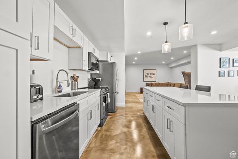 Tiny photo for 15008 S SPRINGTIME RD, Draper (UT Cnty), UT 84020 (MLS # 2098536)