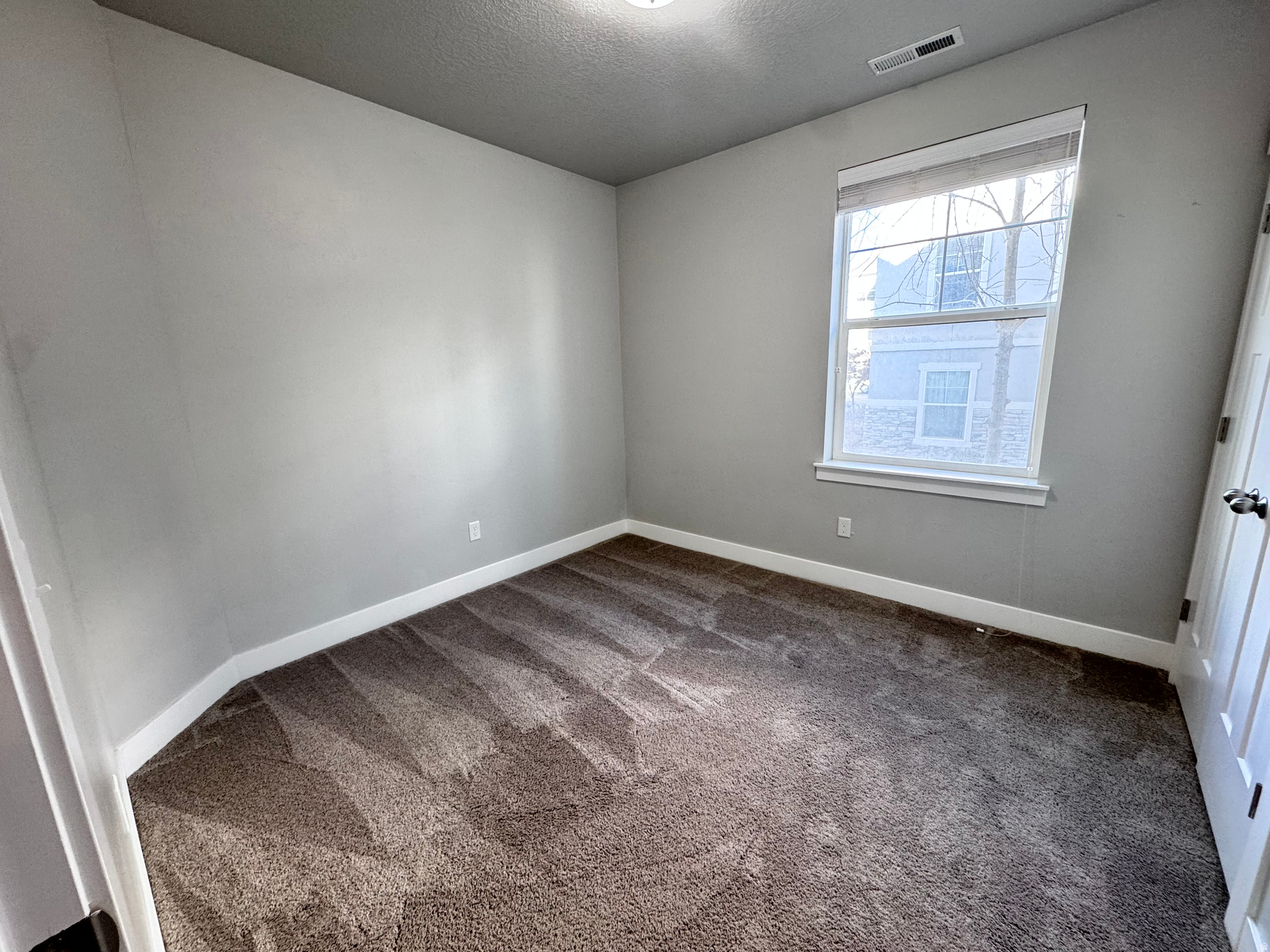 EAGLE VIEW - Residential Lease