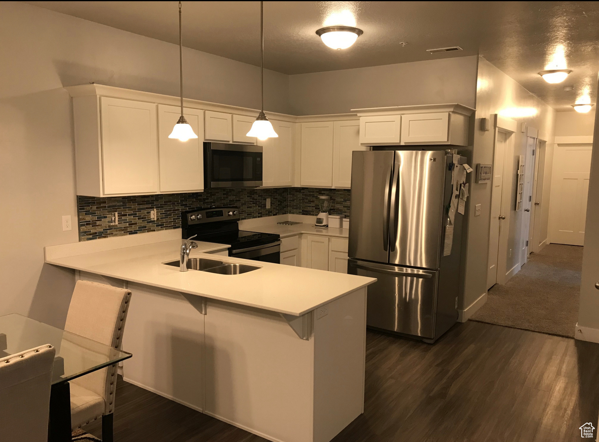 EAGLE VIEW - Residential Lease