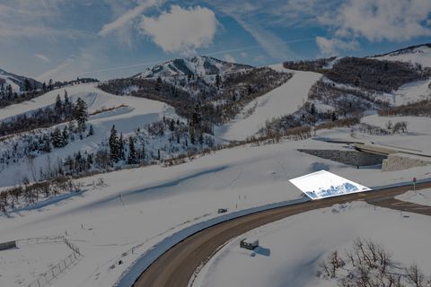Tiny photo for 2197 W SONDER WAY #R-16, Park City, UT 84060 (MLS # 2159001)