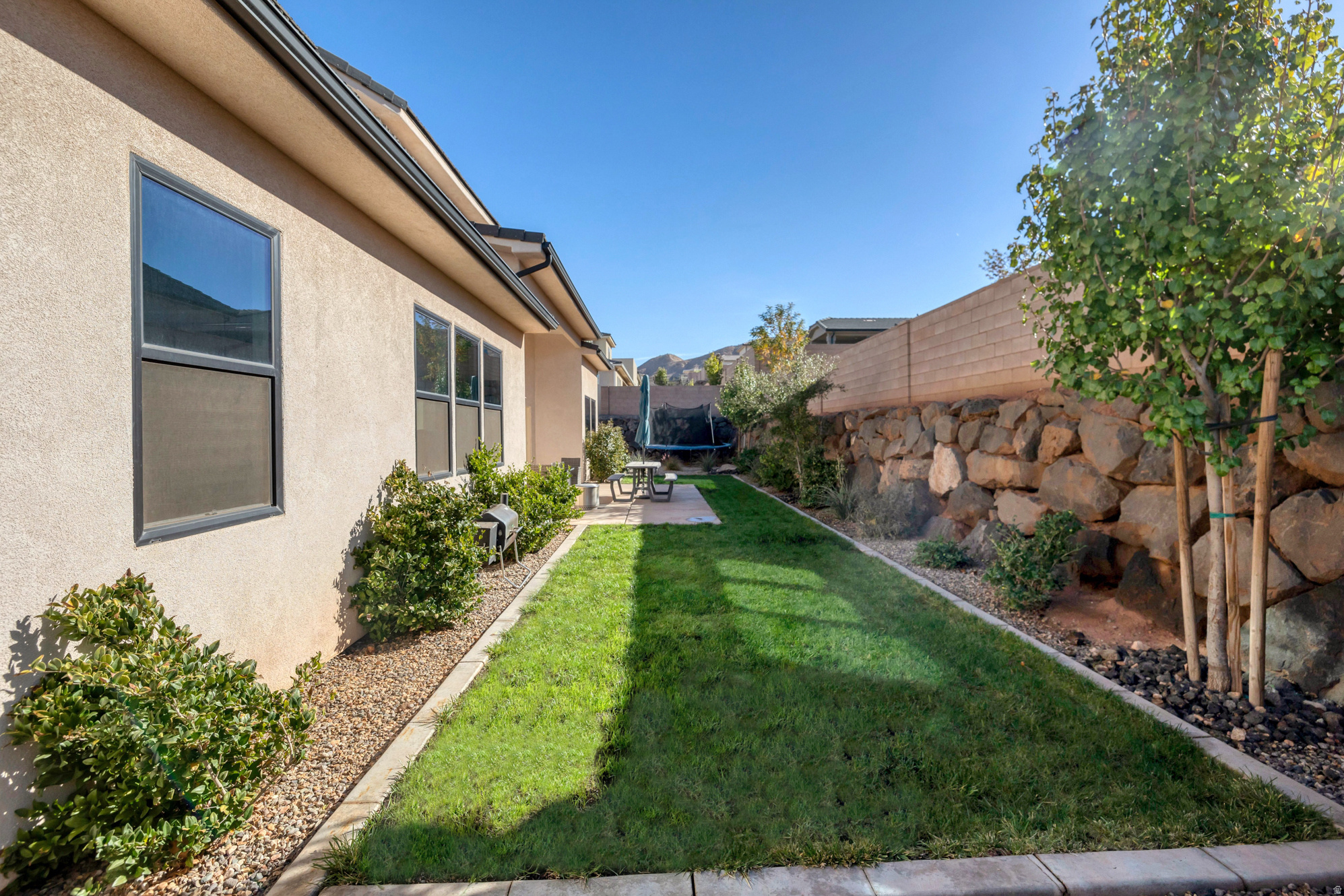 SHOOTING STAR - Residential