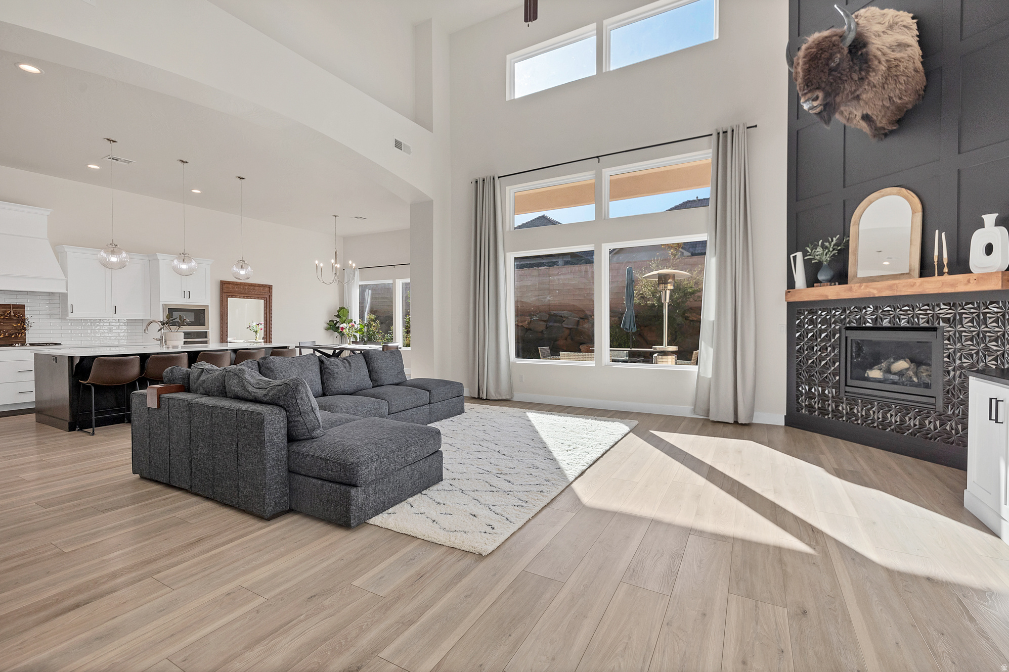 SHOOTING STAR - Residential