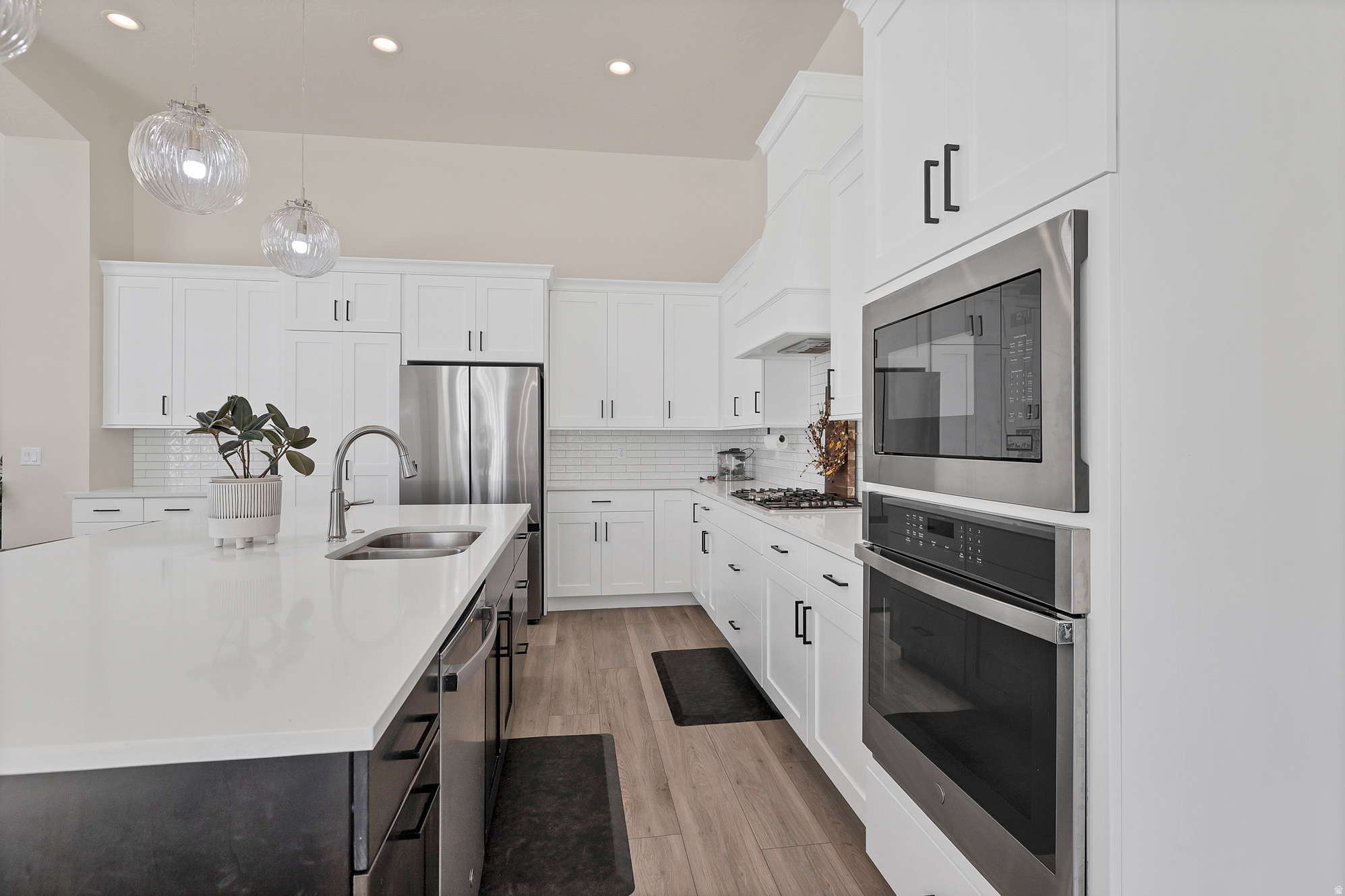 SHOOTING STAR - Residential