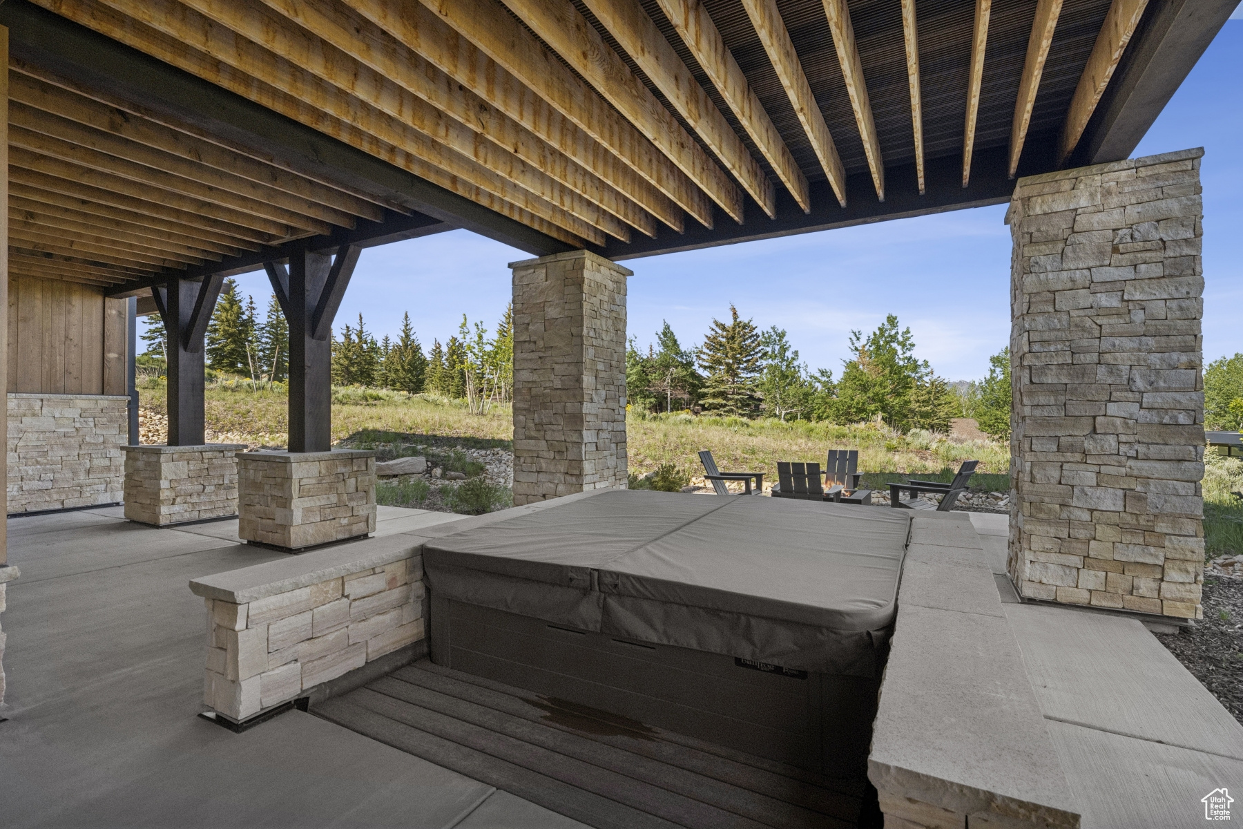 Park City, Utah 84098, United States, 5 Bedrooms Bedrooms, ,4 BathroomsBathrooms,Residential,Pending,146273