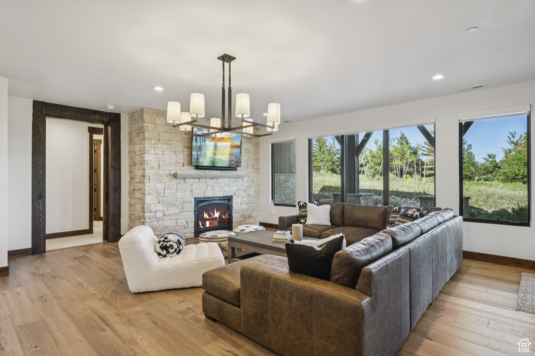 Park City, Utah 84098, United States, 5 Bedrooms Bedrooms, ,4 BathroomsBathrooms,Residential,Pending,146273