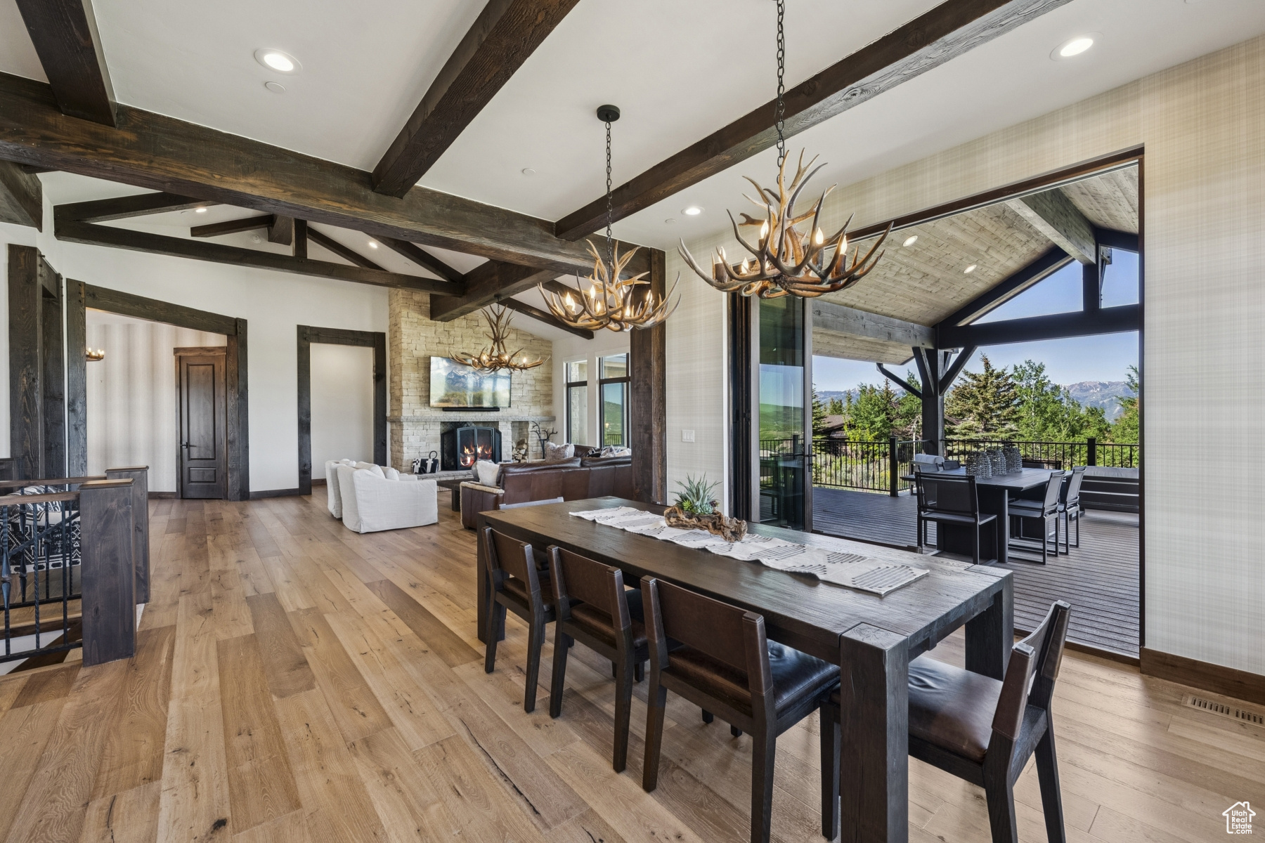 Park City, Utah 84098, United States, 5 Bedrooms Bedrooms, ,4 BathroomsBathrooms,Residential,Pending,146273