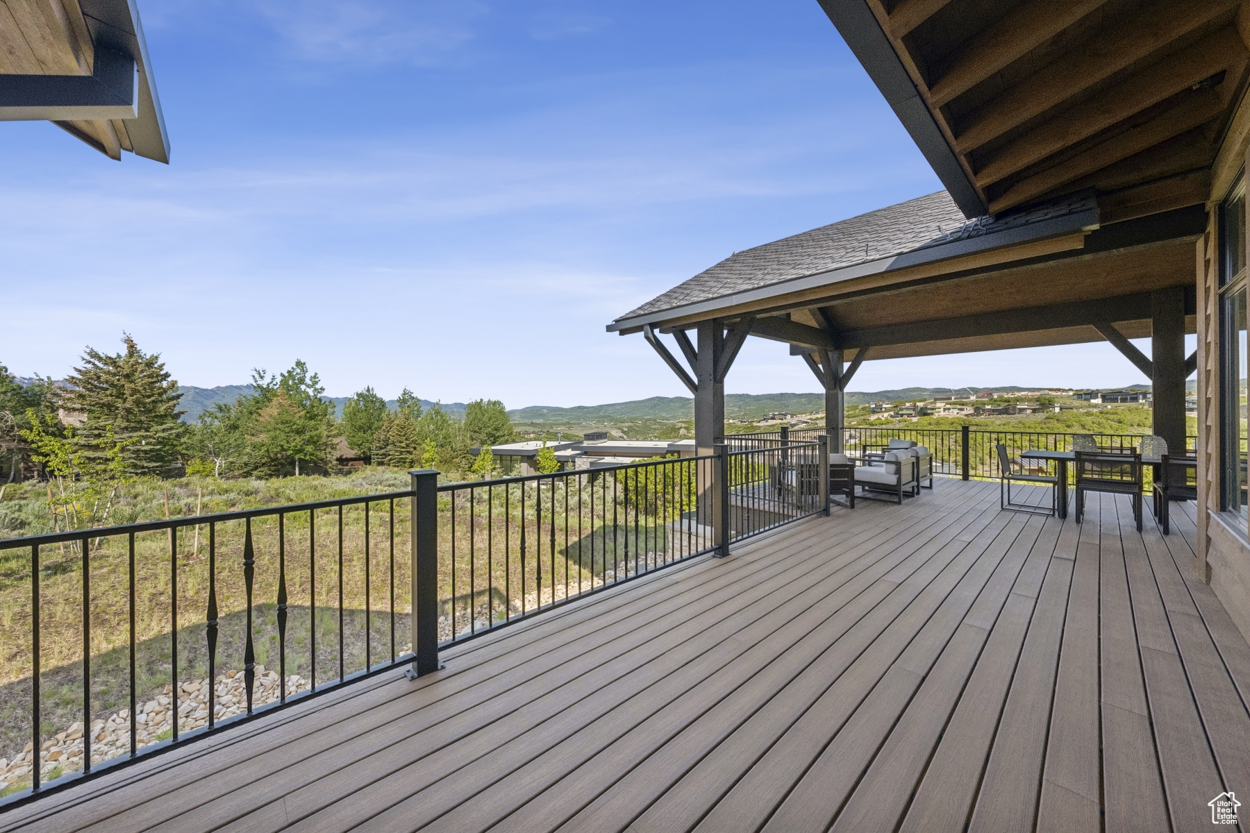 Park City, Utah 84098, United States, 5 Bedrooms Bedrooms, ,4 BathroomsBathrooms,Residential,Pending,146273