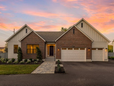 Photo of 1987 E WALKER MEADOWS CIR, Holladay, UT 84117 (MLS # 2185903)