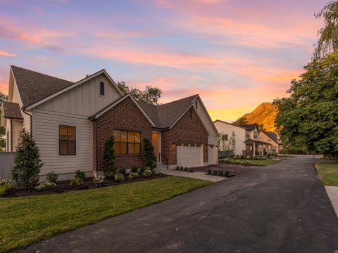 Tiny photo for 1987 E WALKER MEADOWS CIR, Holladay, UT 84117 (MLS # 2185903)