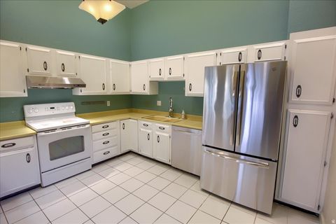 Tiny photo for 6301 S MADRID ST, Salt Lake City, UT 84121 (MLS # 2132913)