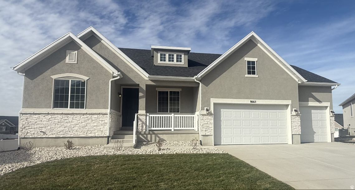 PASTURES AT SADDLEBACK - Residential