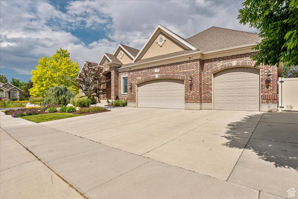 RIVERTON FARMS - Residential