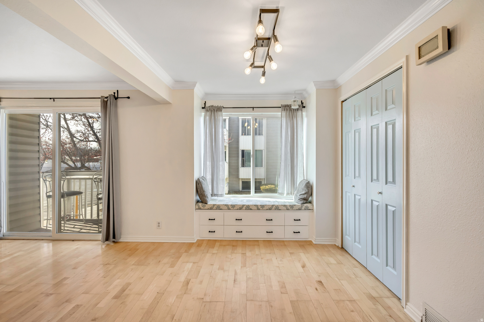 MT OLYMPUS GARDENS - Residential