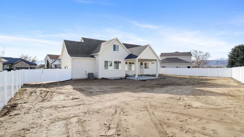 Tiny photo for 51 E CARTER DR, Lehi, UT 84043 (MLS # 2126692)