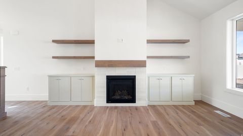 Tiny photo for 51 E CARTER DR, Lehi, UT 84043 (MLS # 2126692)