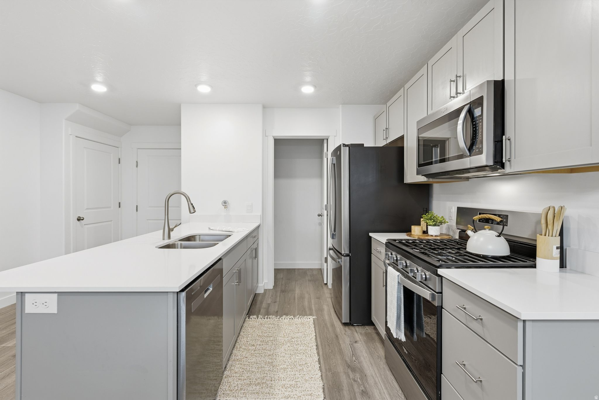 NORTHSHORE - Residential