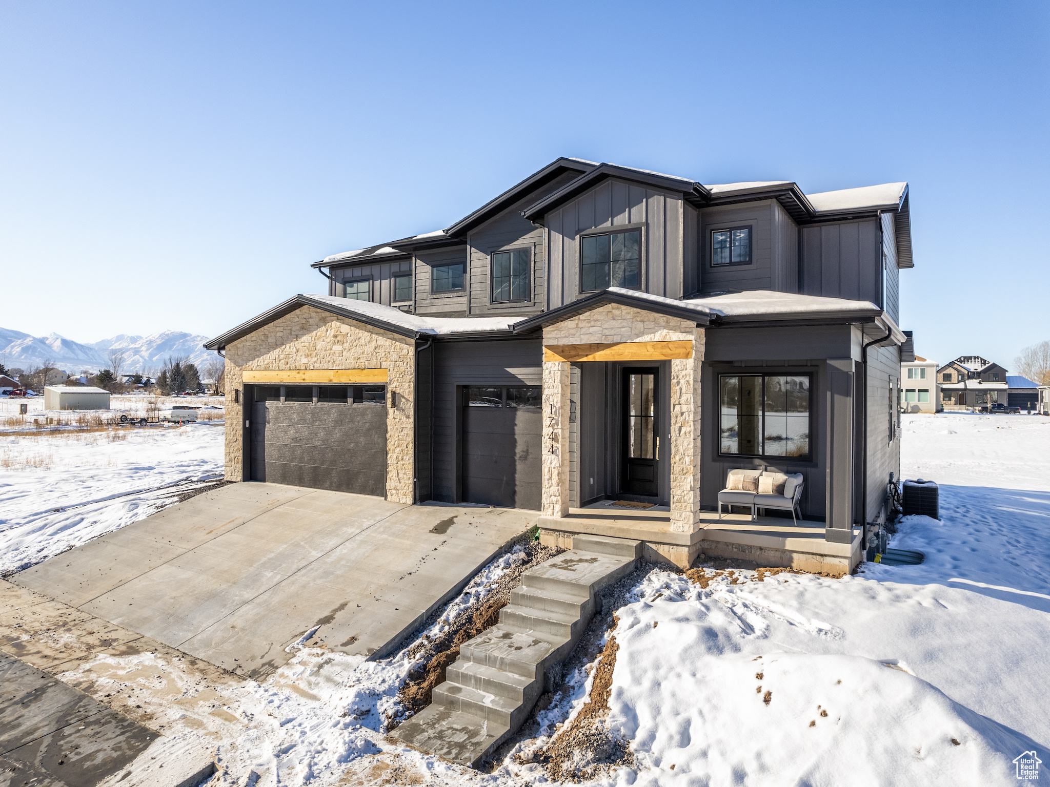 SHERWOOD HILLS - Residential