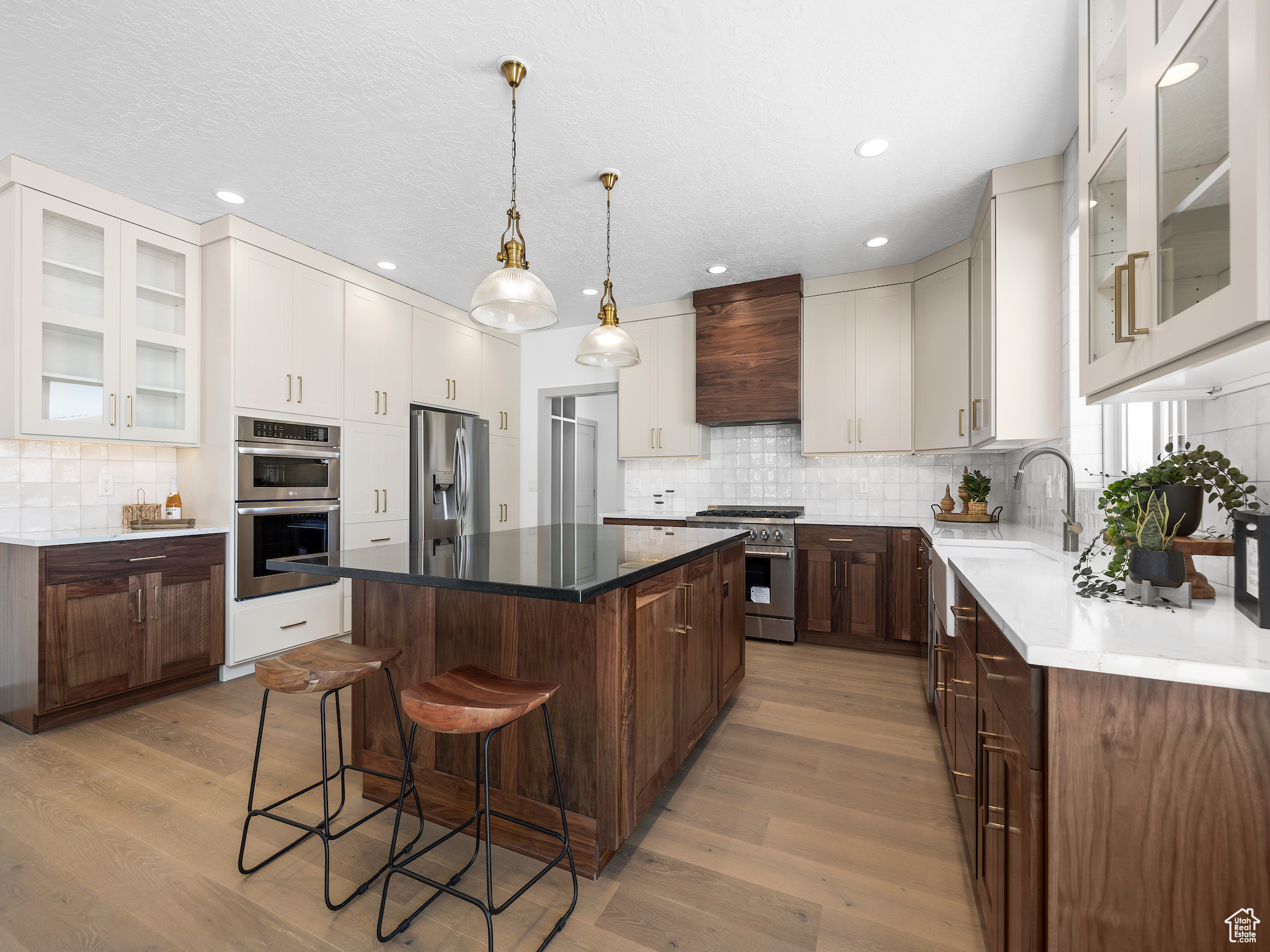 SHERWOOD HILLS - Residential