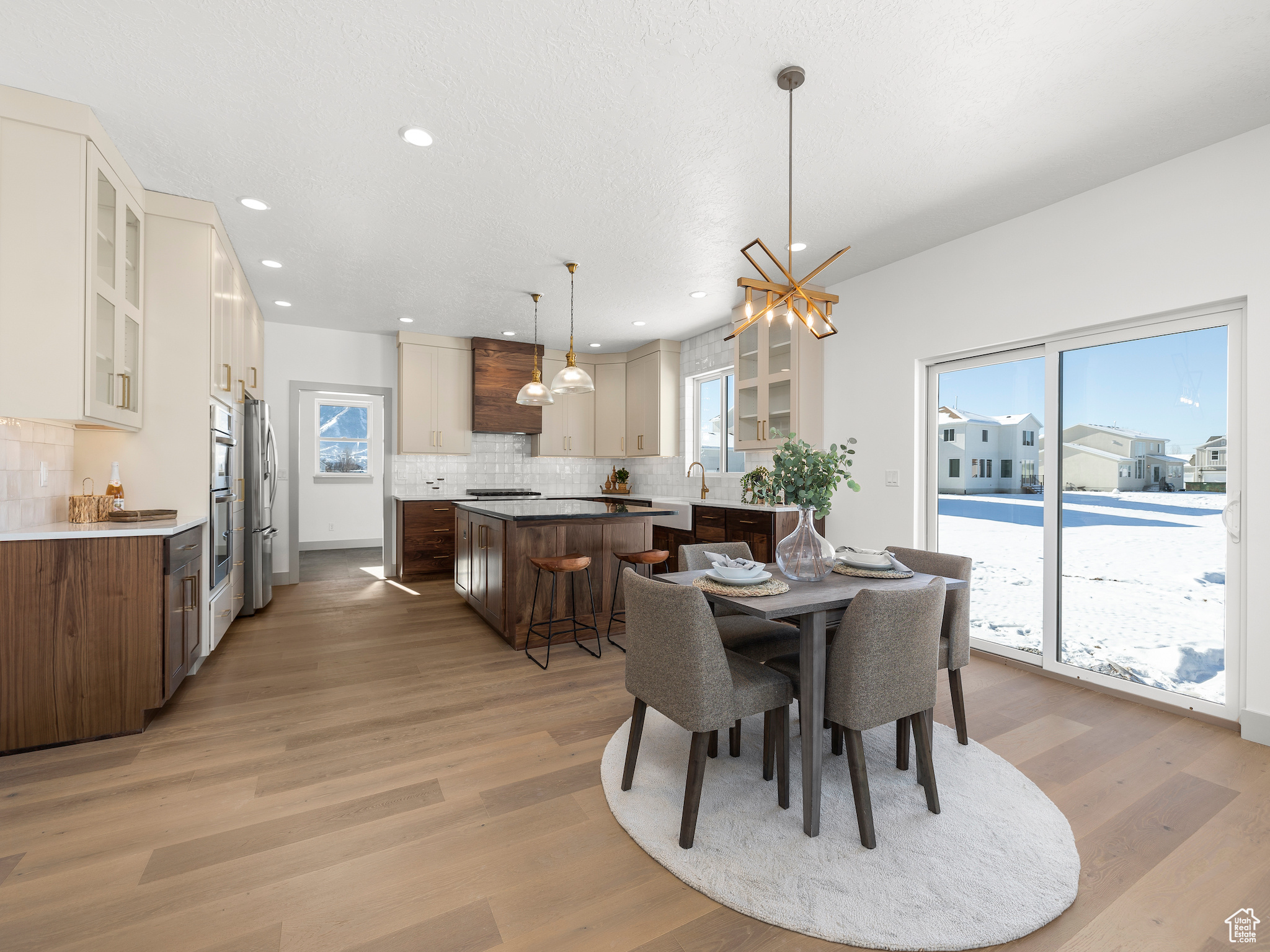 SHERWOOD HILLS - Residential