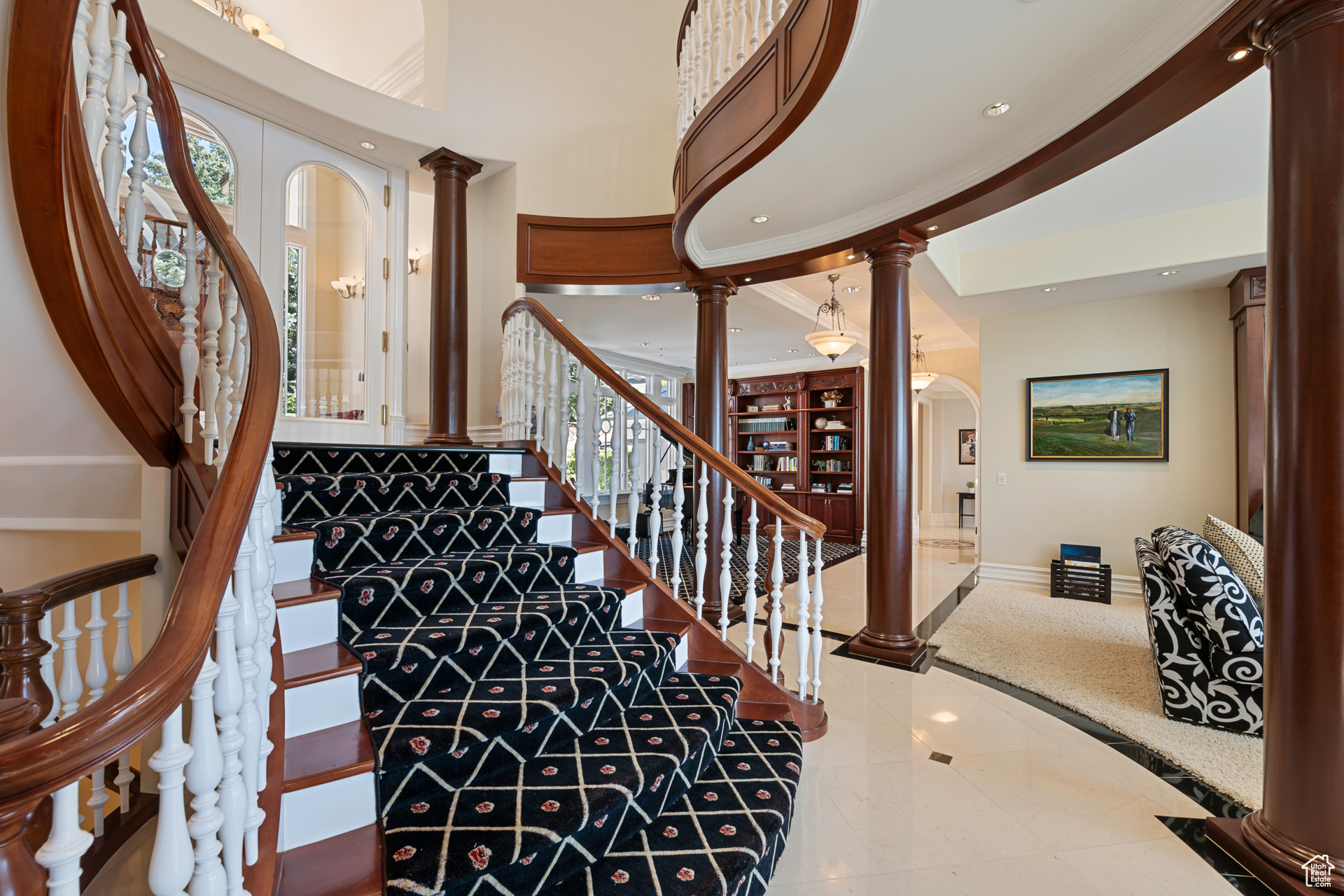 EMIGRATION ESTATES - Residential