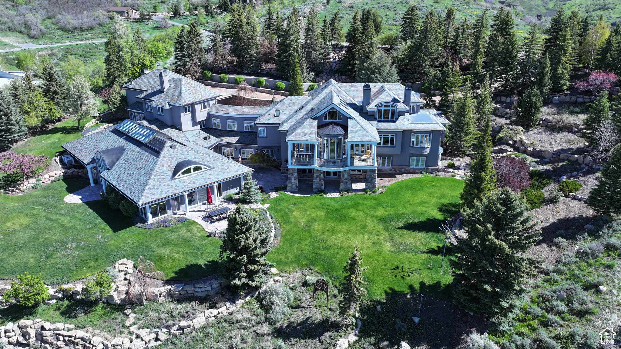 EMIGRATION ESTATES - Residential