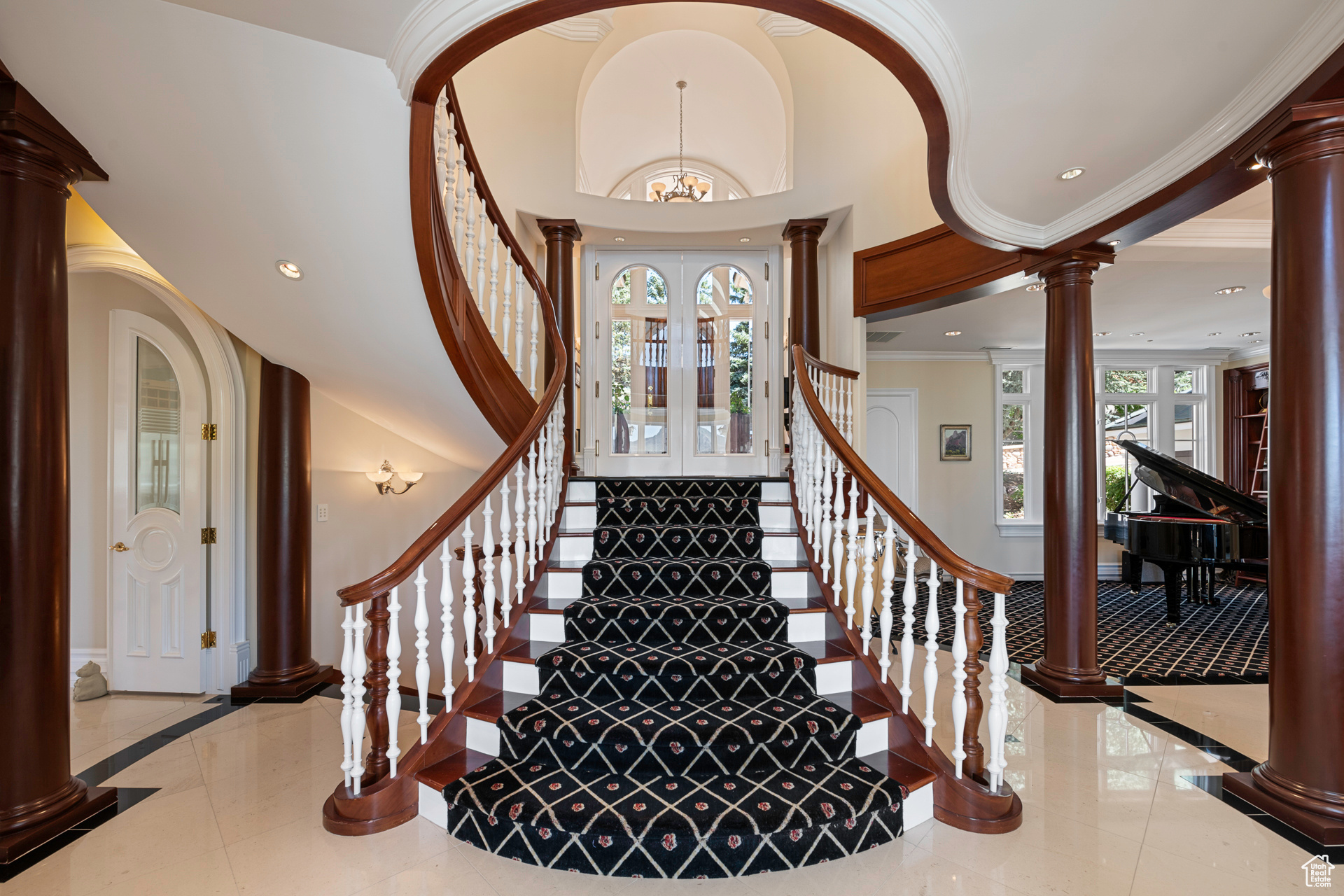 EMIGRATION ESTATES - Residential