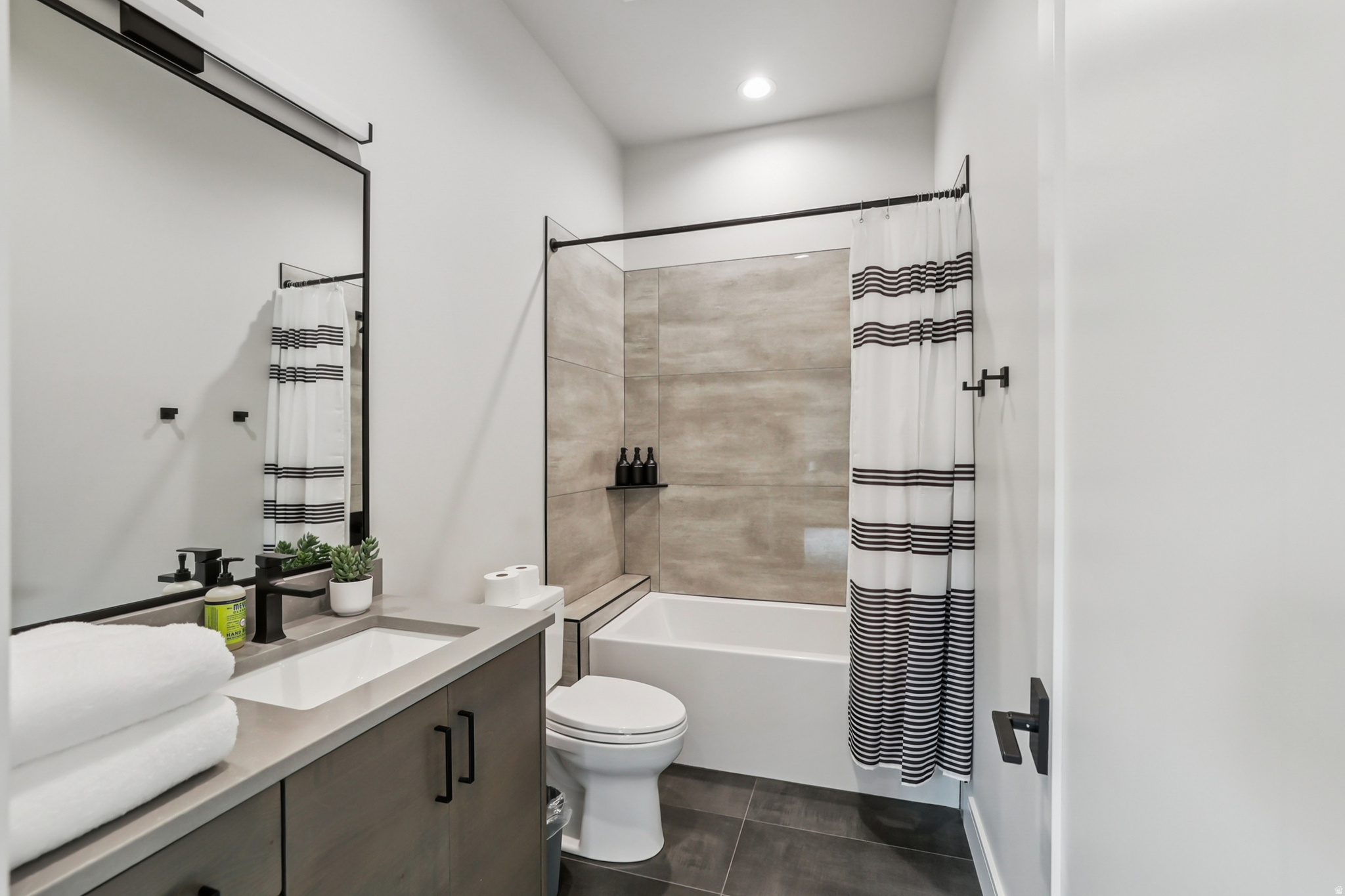 LONG RIDGE - Residential