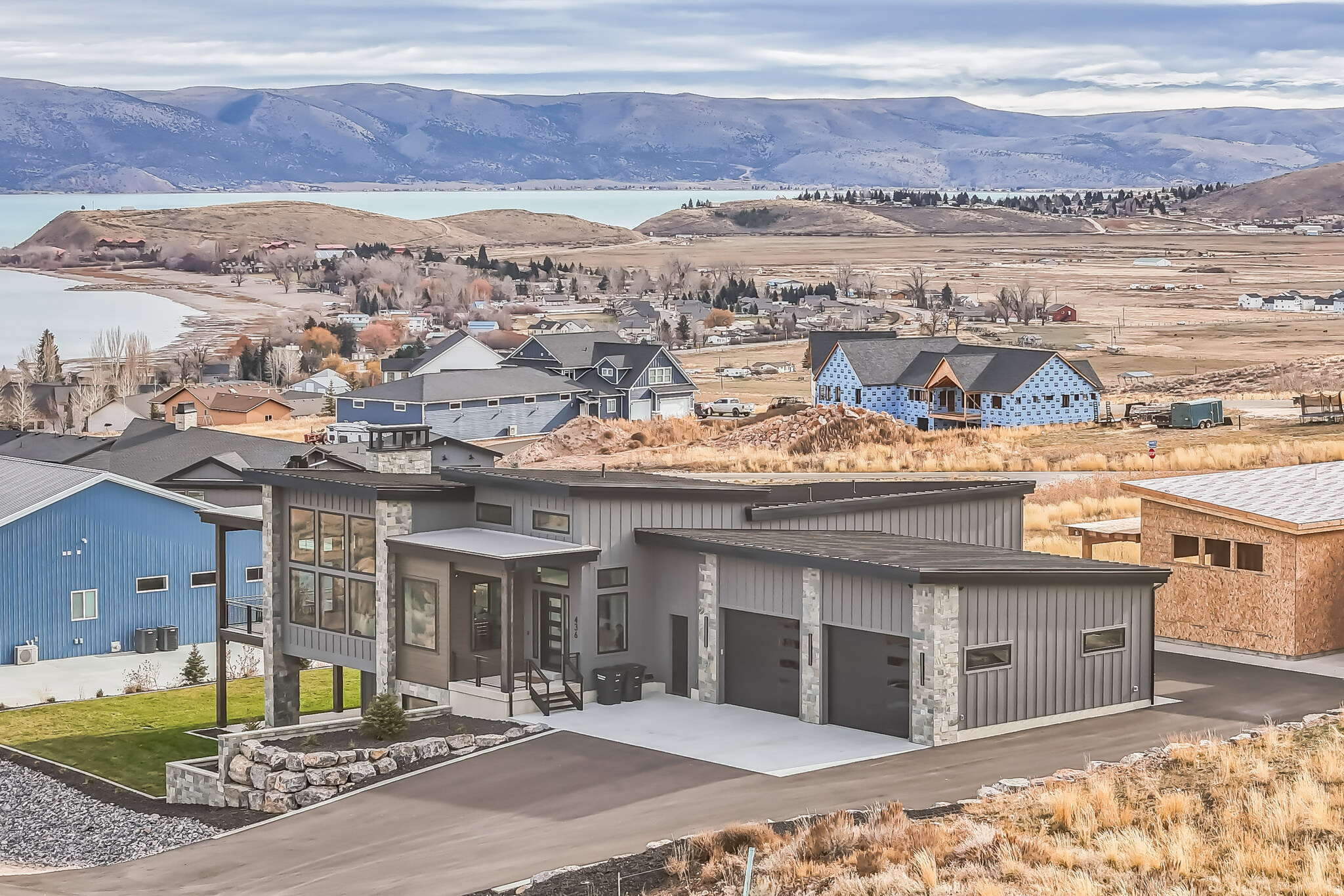 LONG RIDGE - Residential