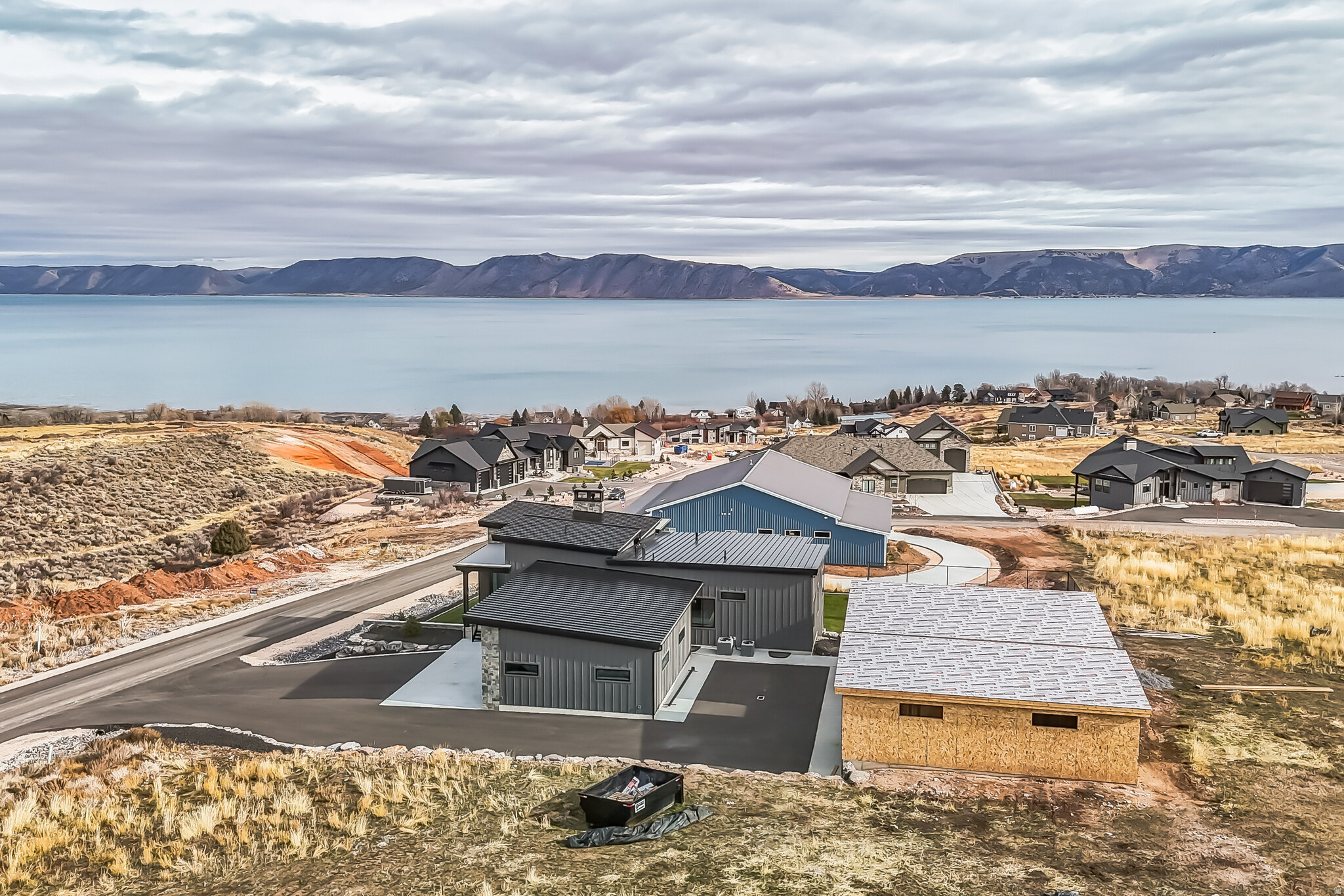 LONG RIDGE - Residential