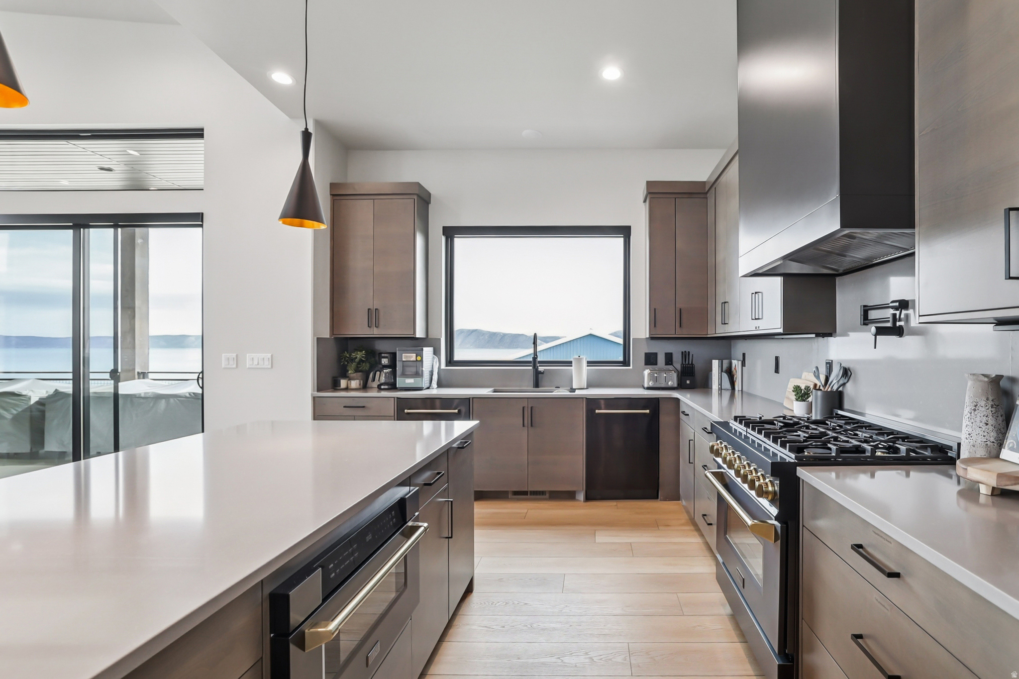 LONG RIDGE - Residential