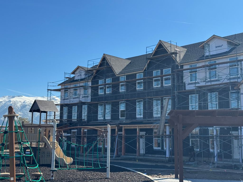 Photo of 1876 W 1575 N #237, Layton, UT 84041 (MLS # 2141279)