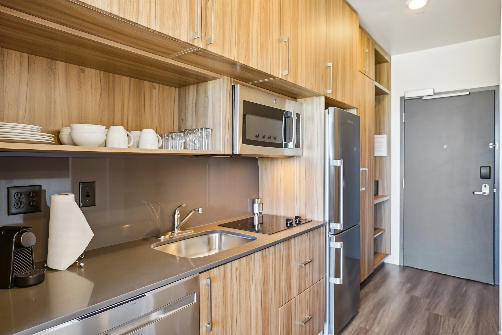 CANYON HAUS - Residential