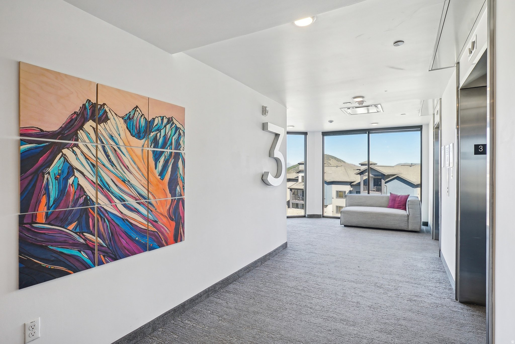 CANYON HAUS - Residential