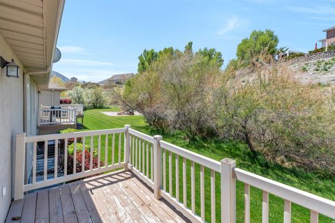 Tiny photo for 3087 E CANYON GLEN LOOP RD, Spanish Fork, UT 84660 (MLS # 2154759)