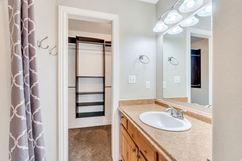 Tiny photo for 3087 E CANYON GLEN LOOP RD, Spanish Fork, UT 84660 (MLS # 2154759)